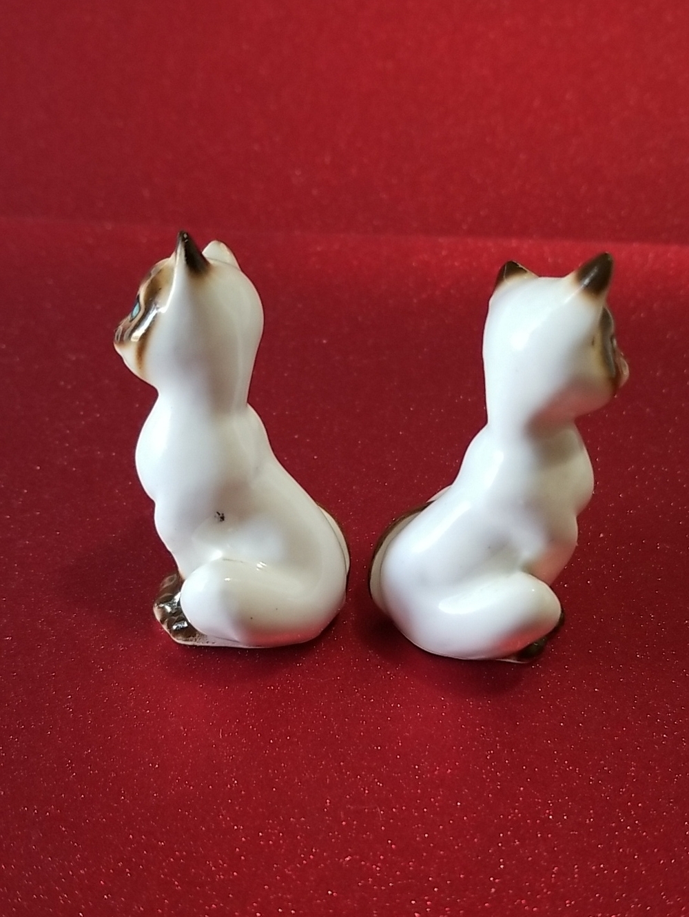 Vintage Siamese Cats Bone China Mini Salt And Pepper Shakers - Picture 5 of 10